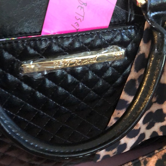 NWT Betsy Johnson satchel w/ scarf and pouch - Picture 4 of 8